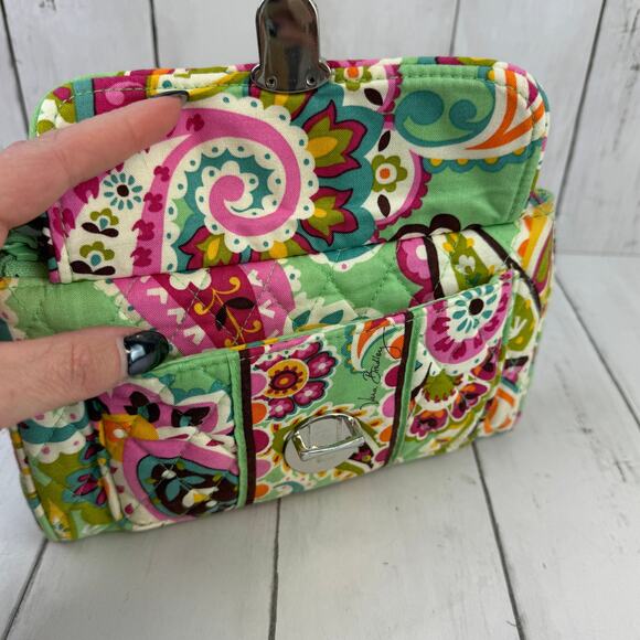Vera Bradley Green/Pink Quilted Tutti Frutti Pushlock Wristlet Wallet - Picture 7 of 13